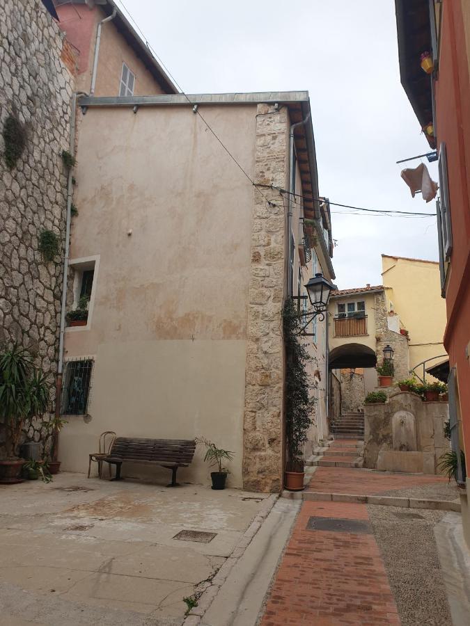 Rue Du Vieux Chateau - Beau F2