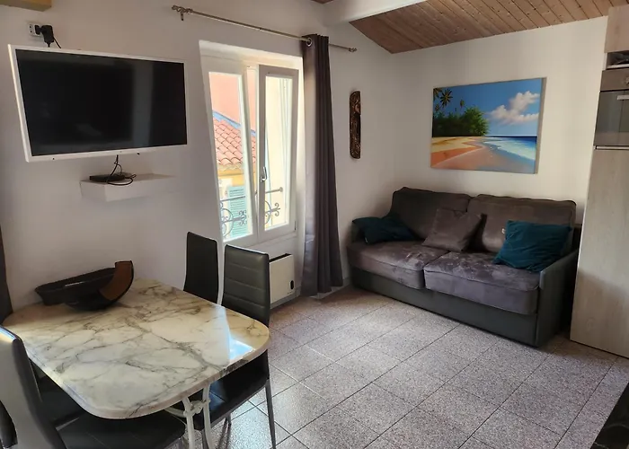 Rue Du Vieux Chateau - Beau F2
